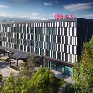 3* 호텔 Ibis Jetisu